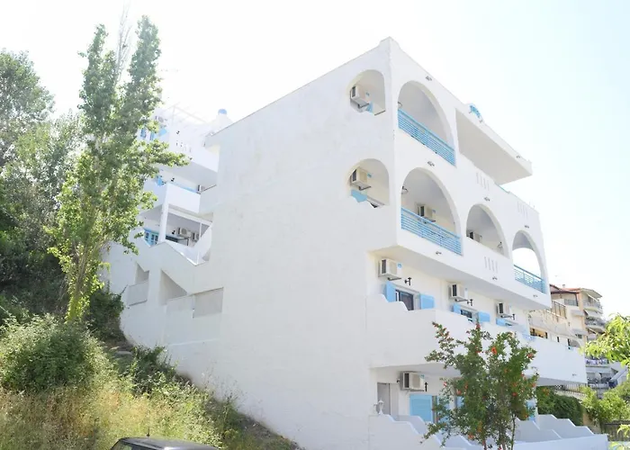 Astri * Neos Marmaras