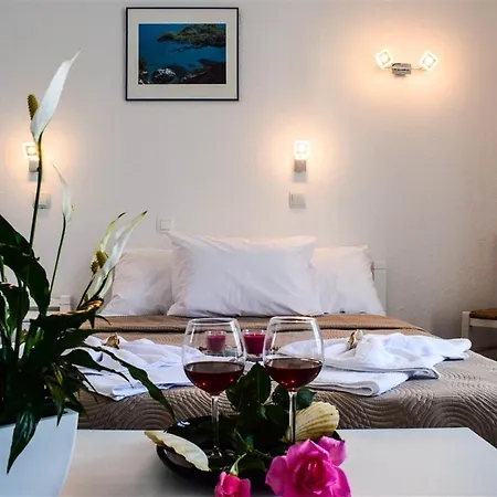 Astri Ξενοδοχείο *